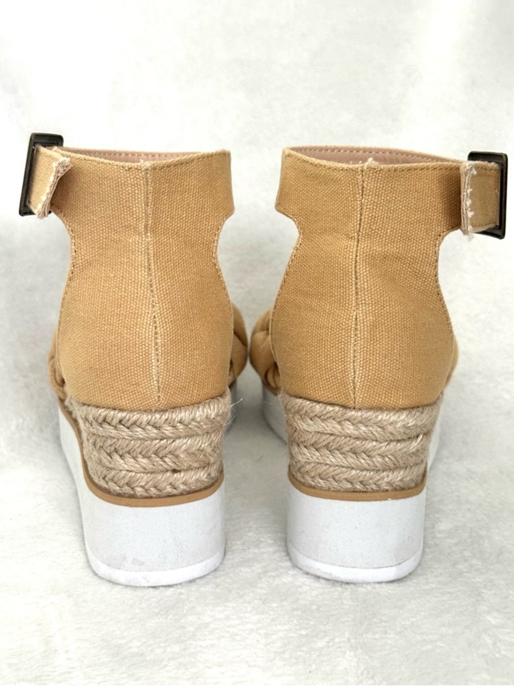 Platform Wedge Ankle-Strap Sandals in Tan Size 6 Braided - Picture 6 of 8
